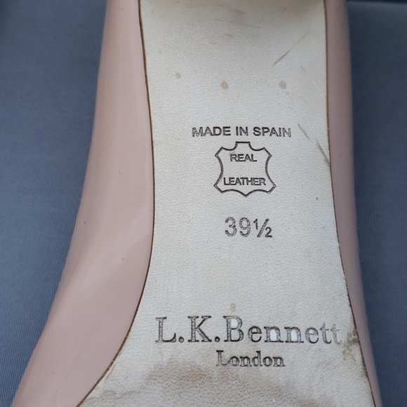 L.K Bennett nude patent leather metal bow pumps - Picture 5 of 6